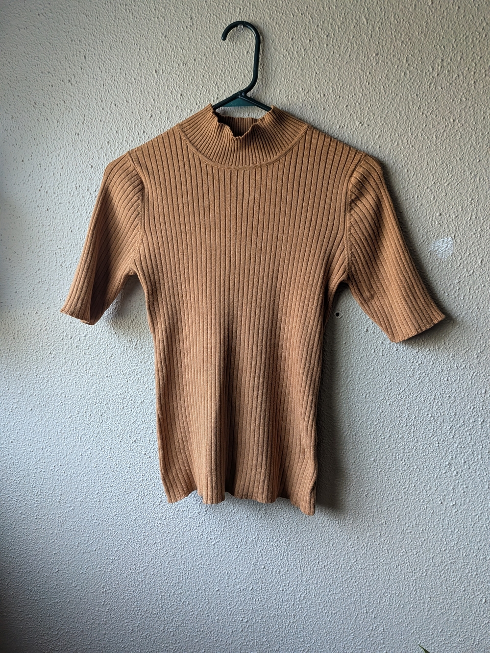 Madison Ribbed Short-Sleeve Mock Neck Top in Camel